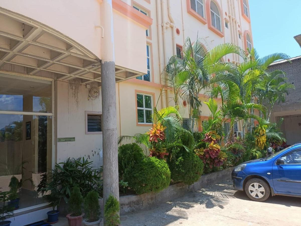 Goroomgo Silicon Residency Puri Near Sea Beach & Temple - Luxurious Room - Lift And Parking Facilities - Best Seller Exterior foto