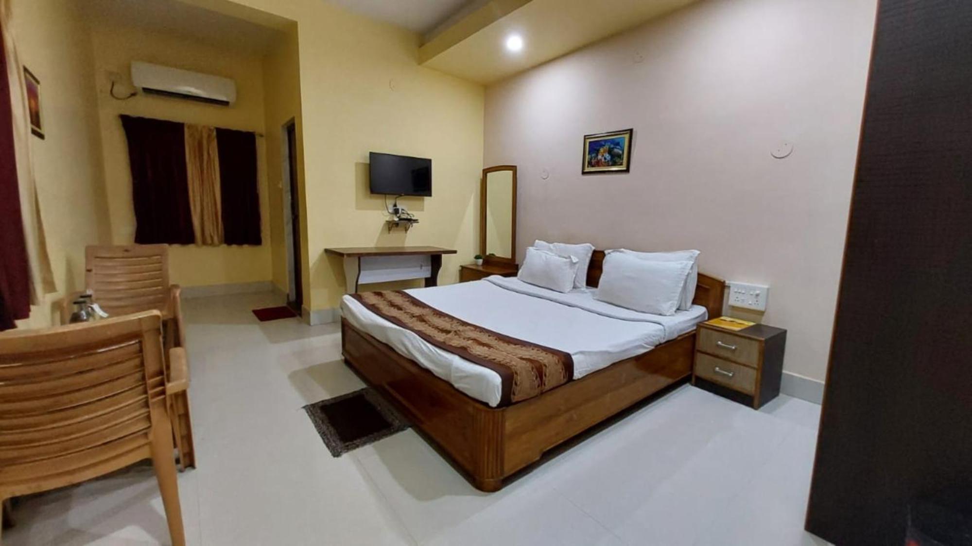 Goroomgo Silicon Residency Puri Near Sea Beach & Temple - Luxurious Room - Lift And Parking Facilities - Best Seller Exterior foto